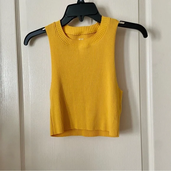 NWOT Aerie Rebel Cropped Ribbed Tank Top - Picture 1 of 10